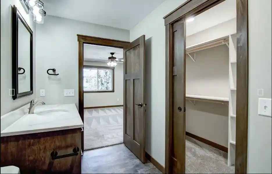 3rd image of 705 Sequoia Dr Dr, Altoona, WI 54720 | MLS# 1601722