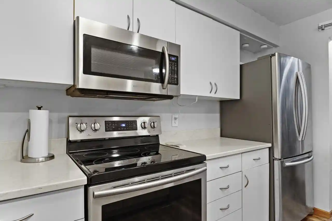 3rd image of 7203 Mid Town Road Road #209, Madison, WI 53719 | MLS# 2024610