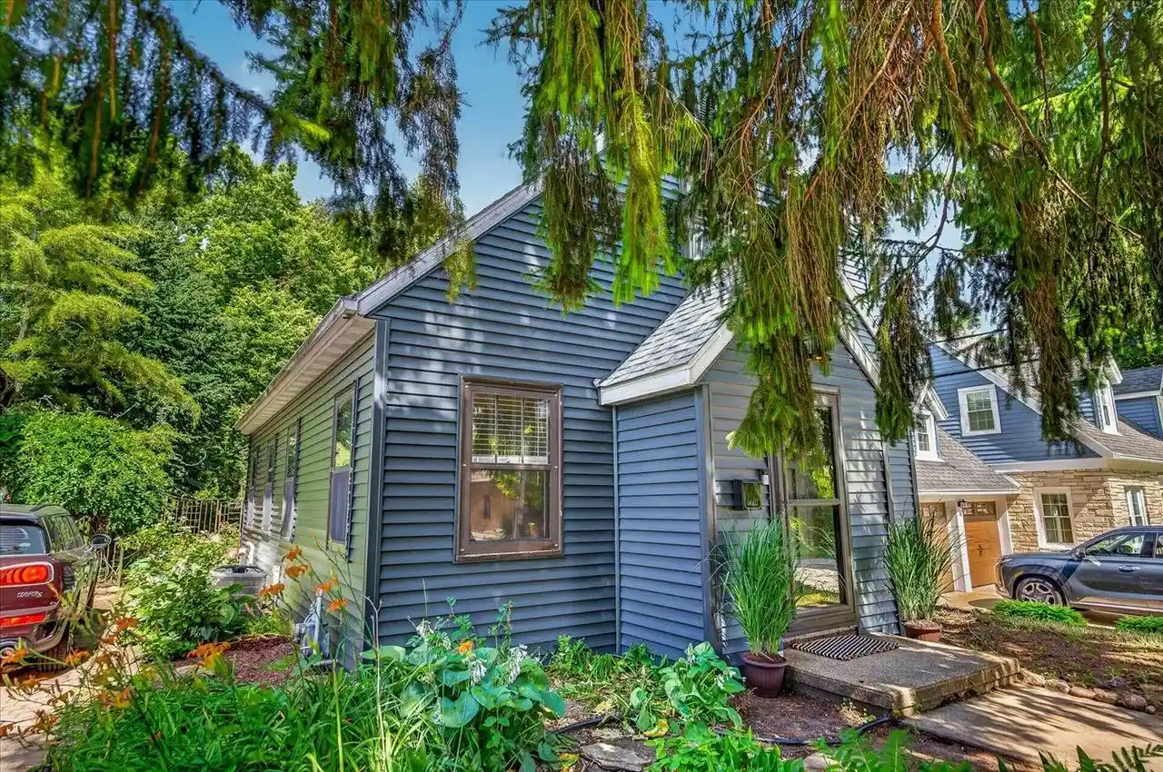 61st image of 12 Farley Avenue Avenue, Madison, WI 53705 | MLS# 2024611