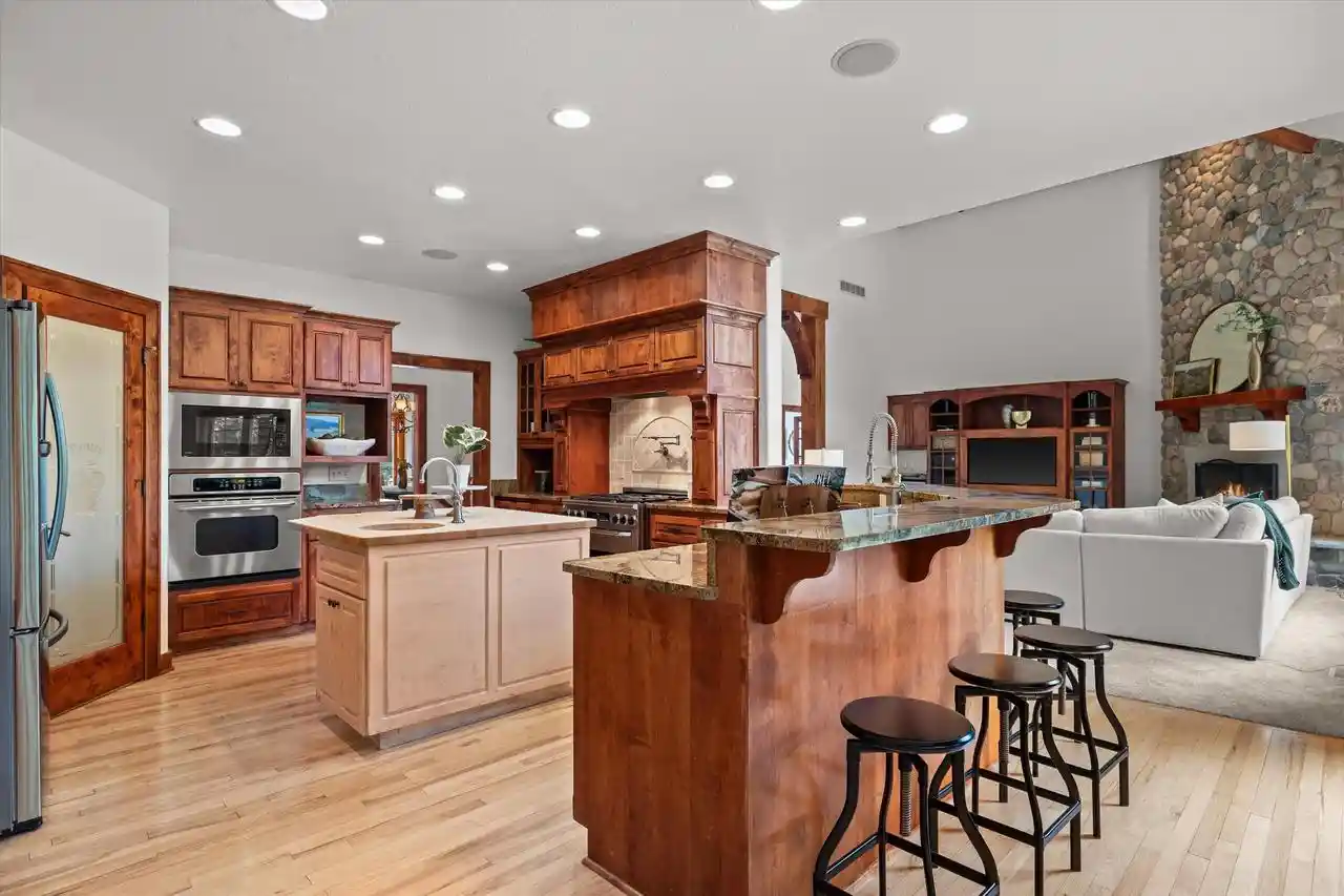 Homes for sale in Oconomowoc, WI | N69W34498 Oconomowoc Road Road, Oconomowoc, WI 53066 | MLS# 1964992