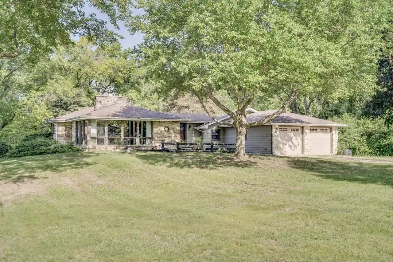 Homes for sale in Salem, WI | 9000 263rd Avenue Avenue, Salem, WI 53168 | MLS# 1965001