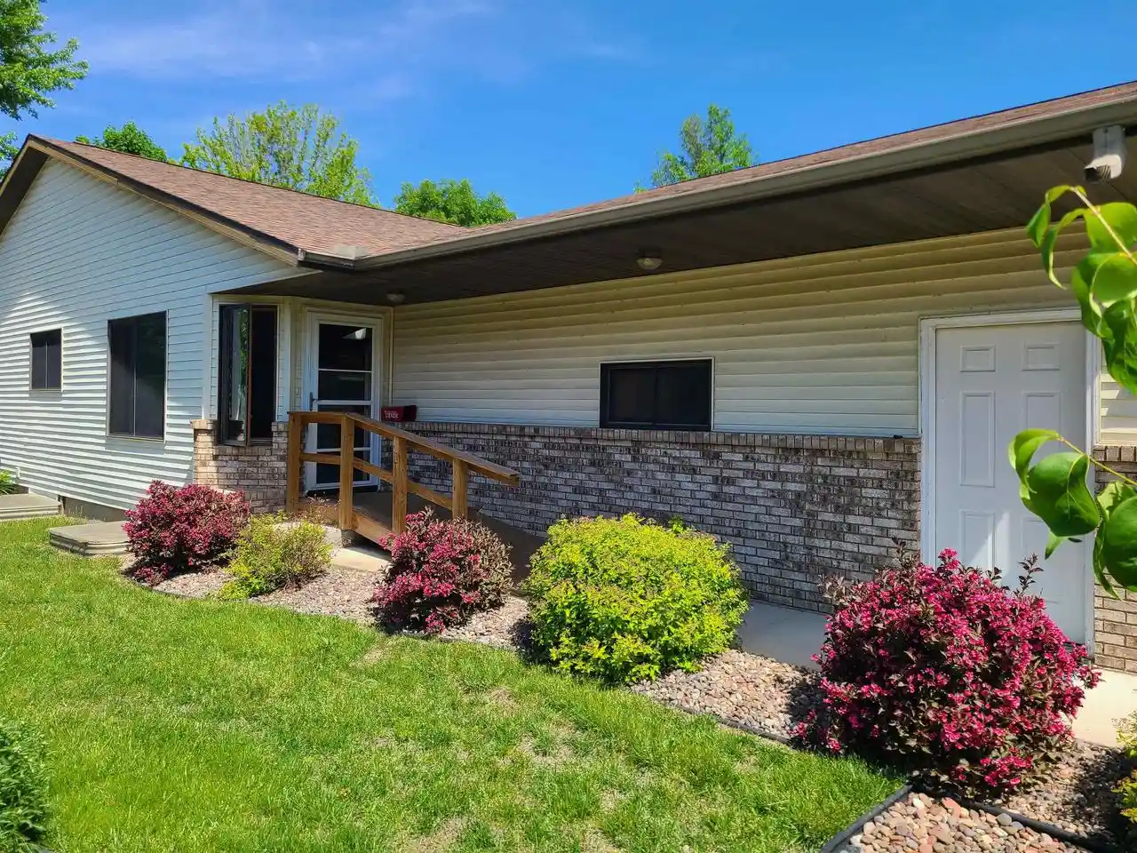 1st image of 3158 S 33rd Street Street, La Crosse, WI 54601 | MLS# 22602416