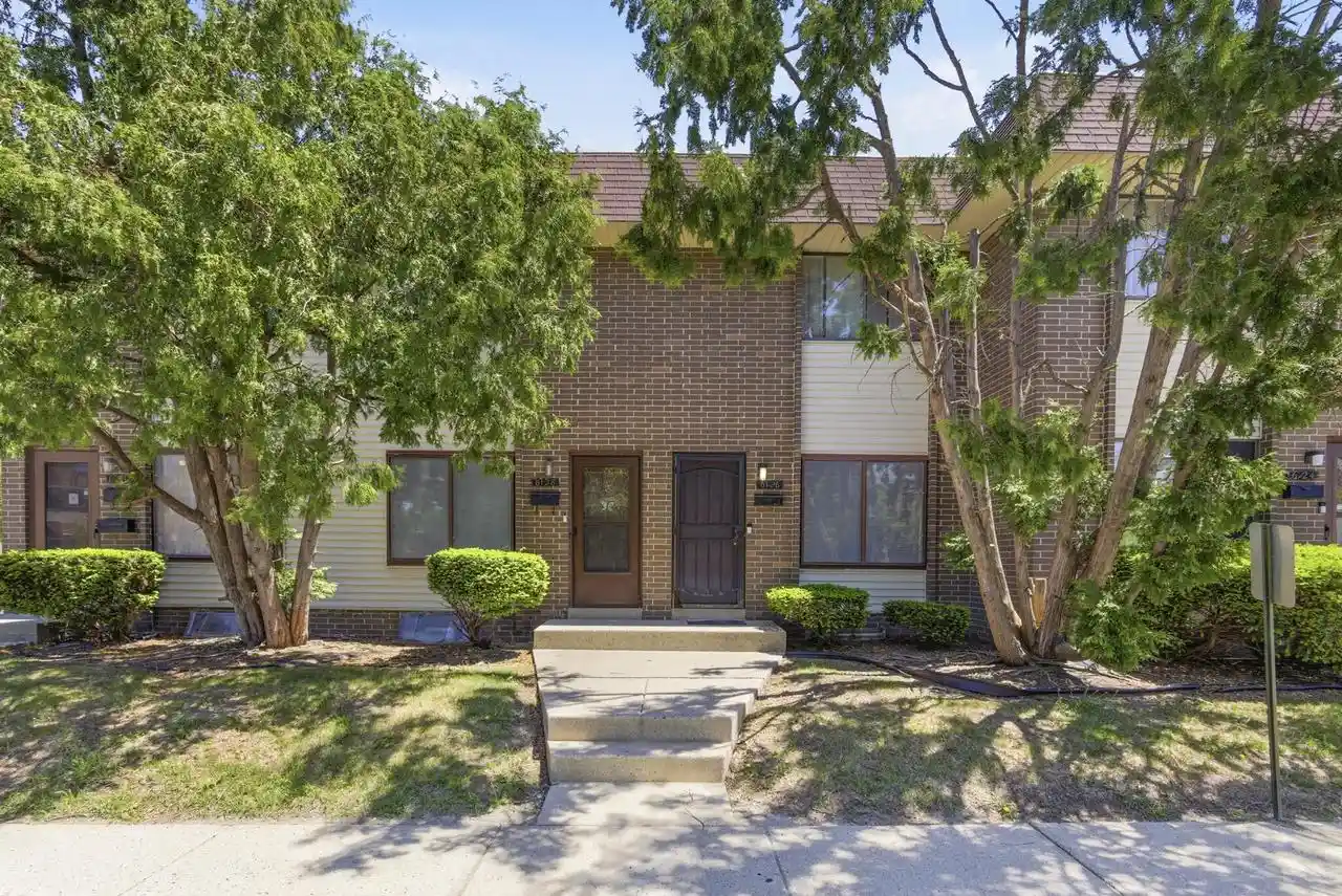 Homes for sale in Milwaukee, WI | 6126 W Port Avenue Avenue, Milwaukee, WI 53223 | MLS# 1965008