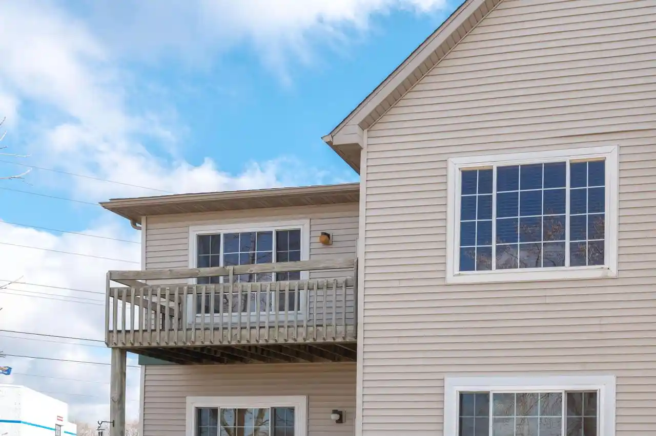 Homes for sale in Lake Mills, WI | 330 E Tyranena Park Rd Rd, Lake Mills, WI 53551
