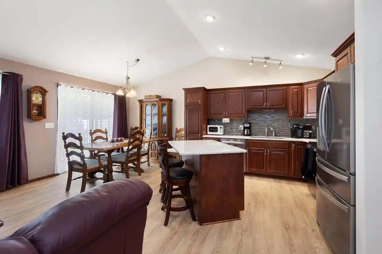 Homes for sale in Onalaska, WI | 609 4th Avenue N Avenue N, Onalaska, WI 54650 | MLS# 1965024