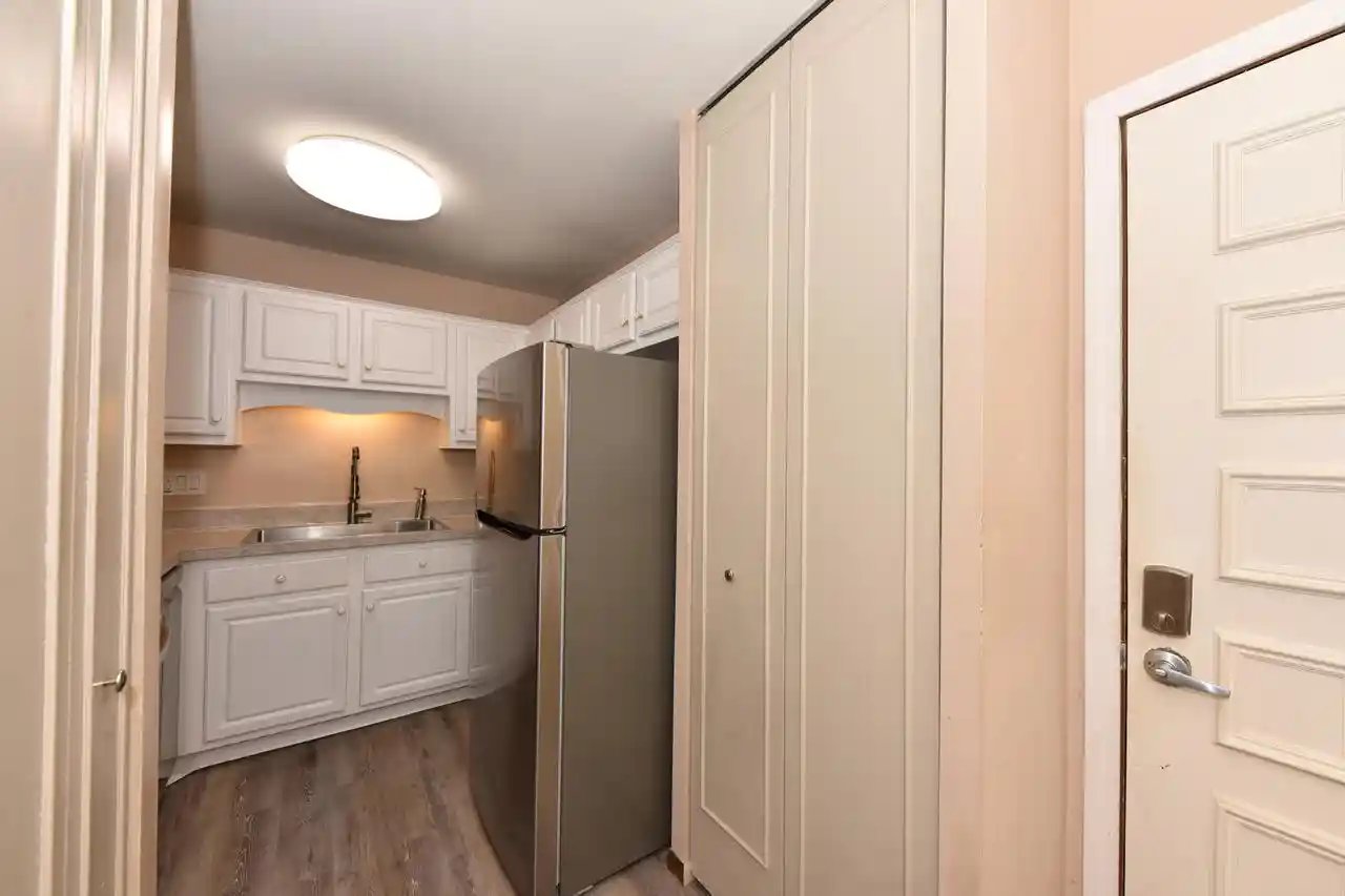 Homes for sale in Milwaukee, WI | 11907 W Appleton Avenue Avenue, Milwaukee, WI 53224 | Houzeo