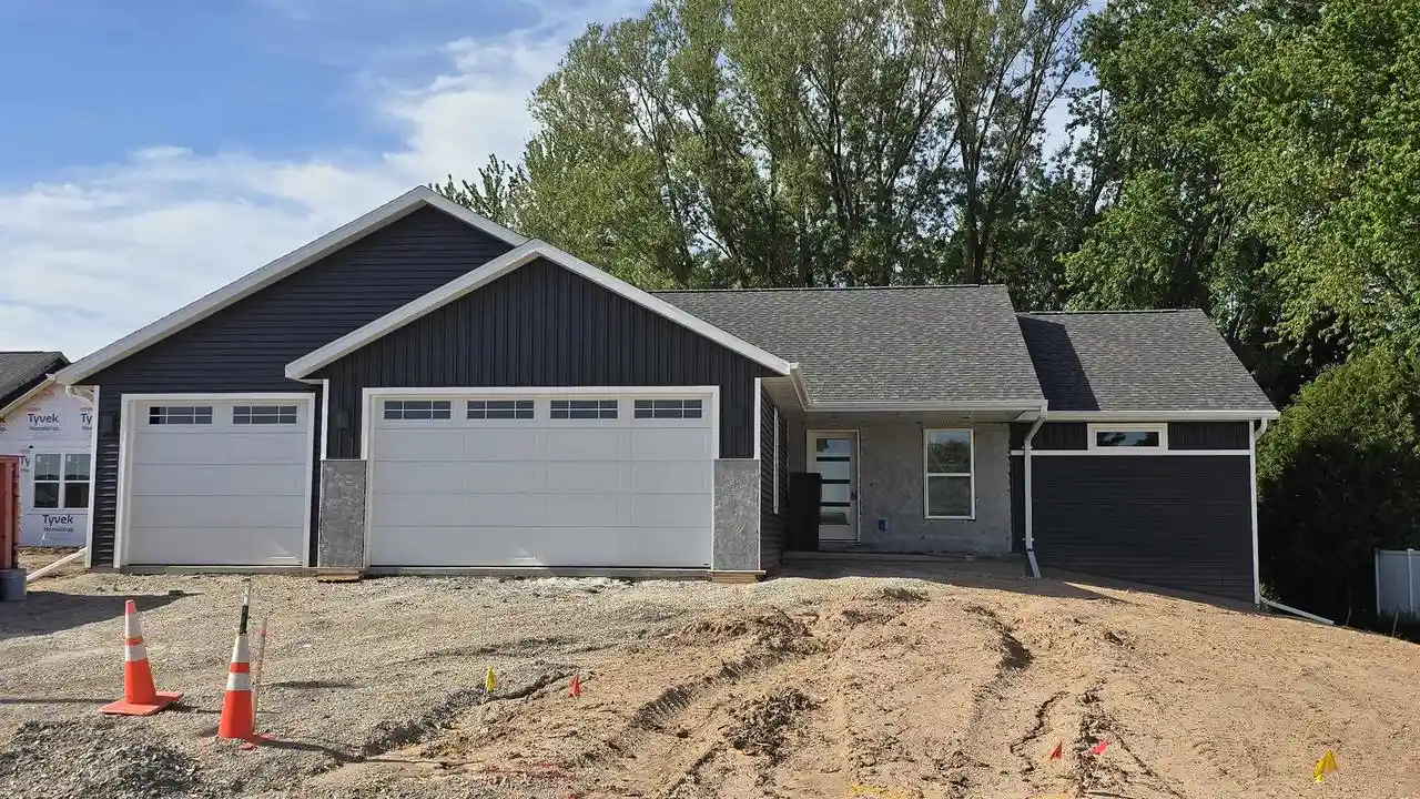 Homes for sale in Kaukauna, WI | N3997 Wettering Way Way, Kaukauna, WI 54130 | MLS# 50326490