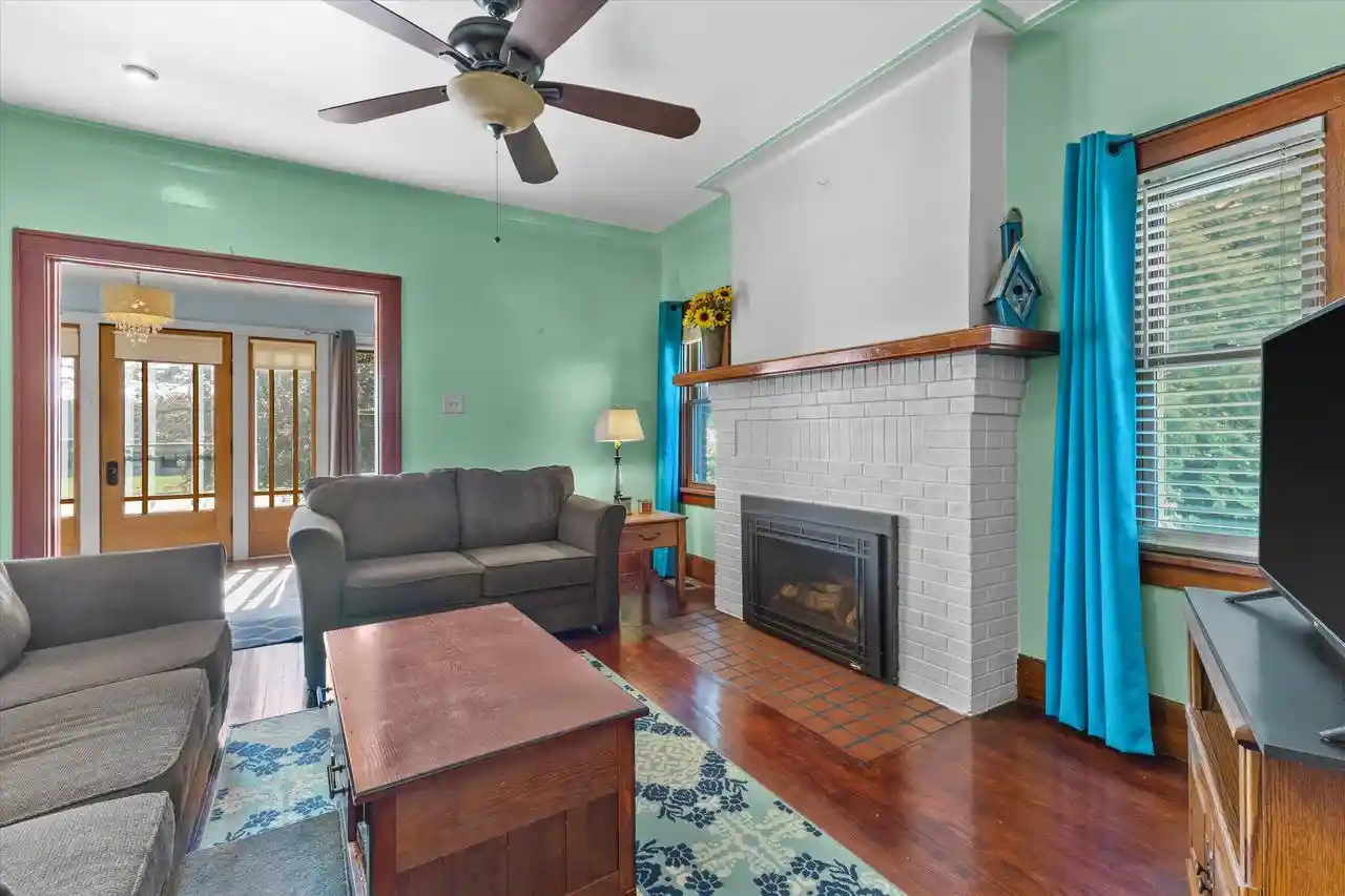 Homes for sale in Racine, WI | 4436 Douglas Avenue Avenue, Racine, WI 53402 | MLS# 1965034