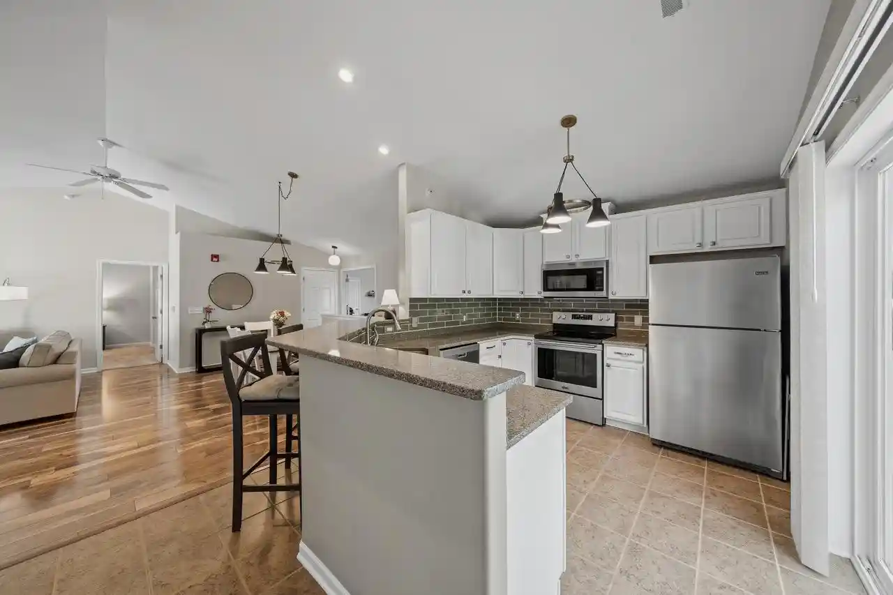 5th image of 370 E Veterans Way Way #5, Mukwonago, WI 53149 | MLS# 1965047