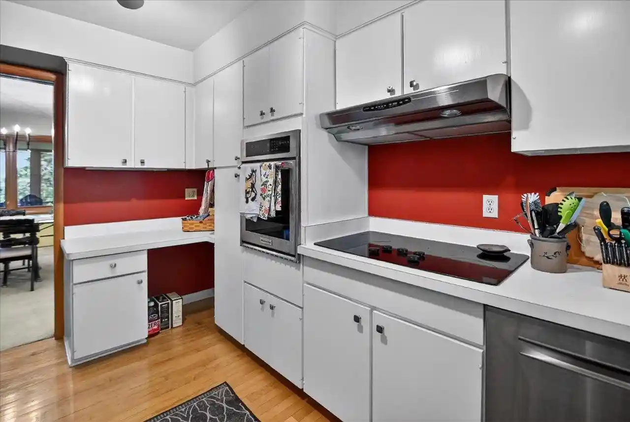 5th image of 11 Fuller Dr Dr, Madison, WI 53704 | MLS# 2024670