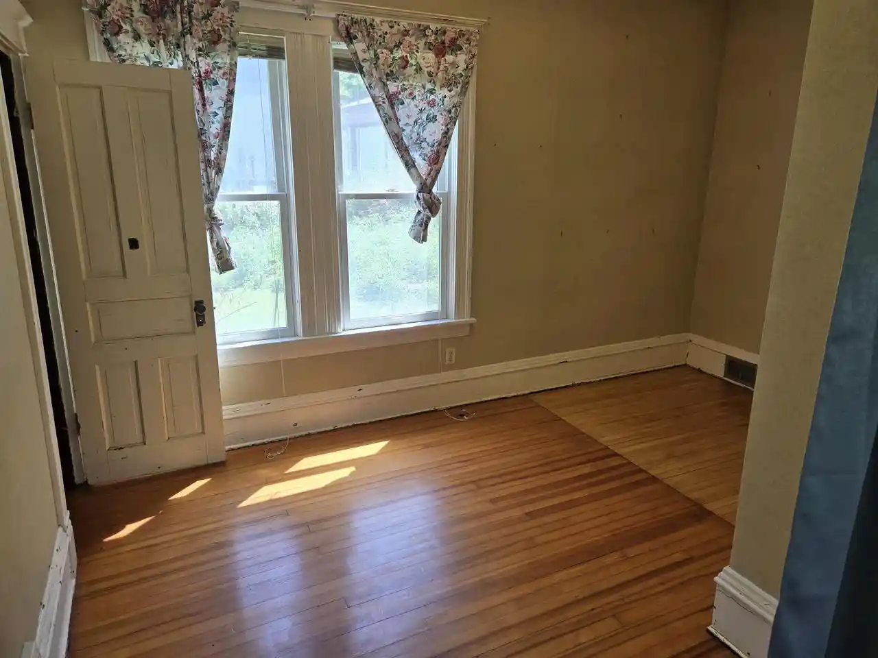 Homes for sale in Middleton, WI | 1724 Parmenter Street Street, Middleton, WI 53562 | MLS# 2024686