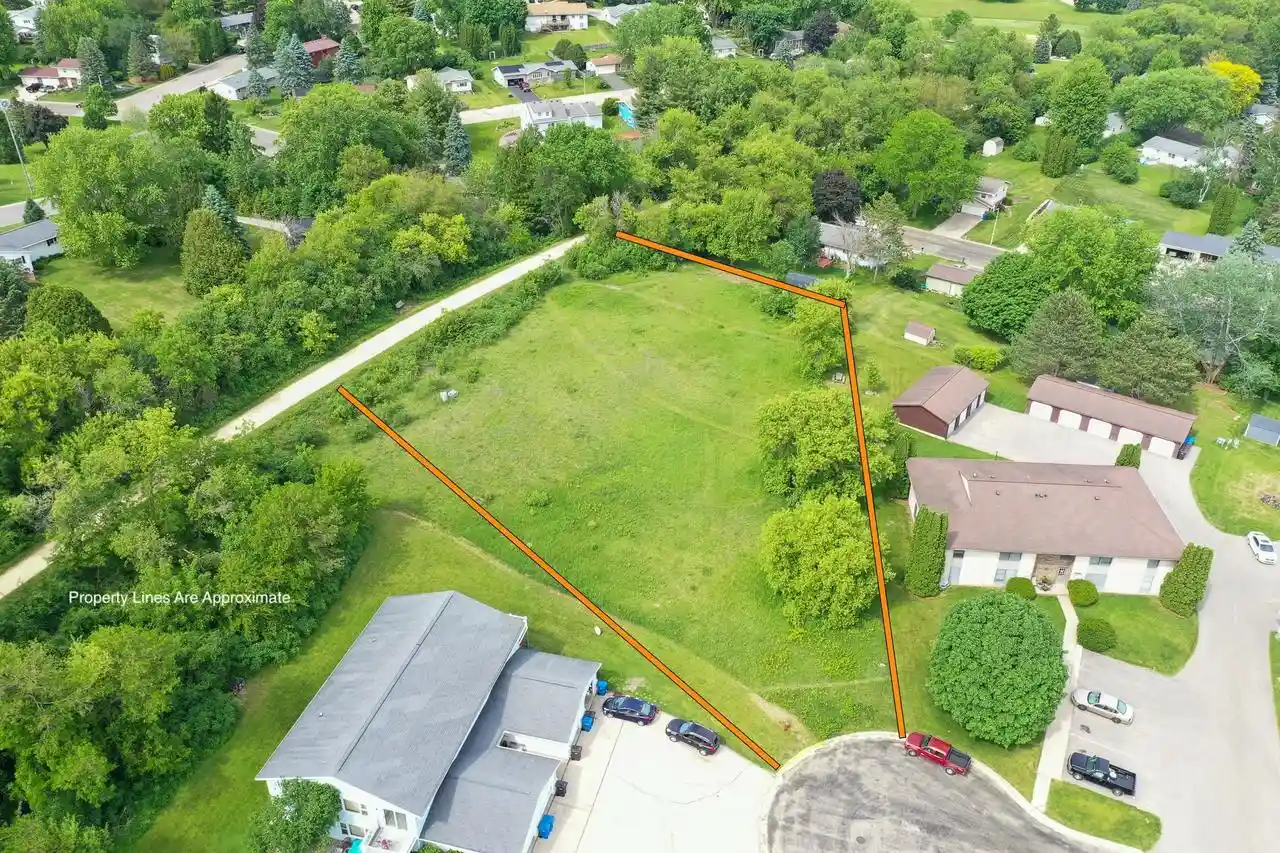 Homes for sale in Mount Horeb, WI | 1322 Field Court Court, Mount Horeb, WI 53572 | MLS# 2024691