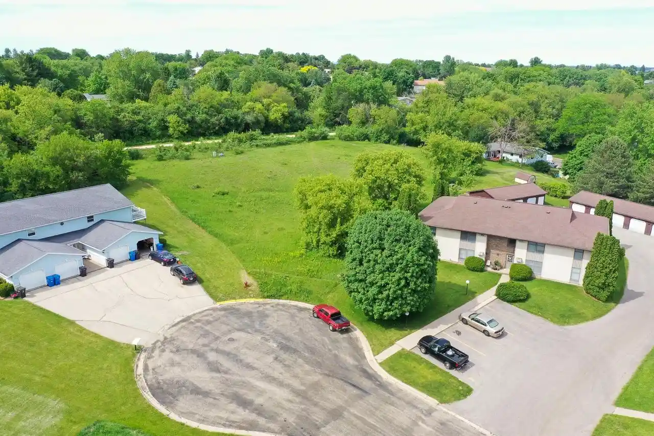 Homes for sale in Mount Horeb, WI | 1322 Field Court Court, Mount Horeb, WI 53572 | MLS# 2024691