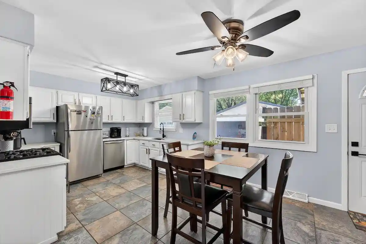 Homes for sale in Kenosha, WI | 8915 17th Avenue Avenue, Kenosha, WI 53143 | MLS# 1965073