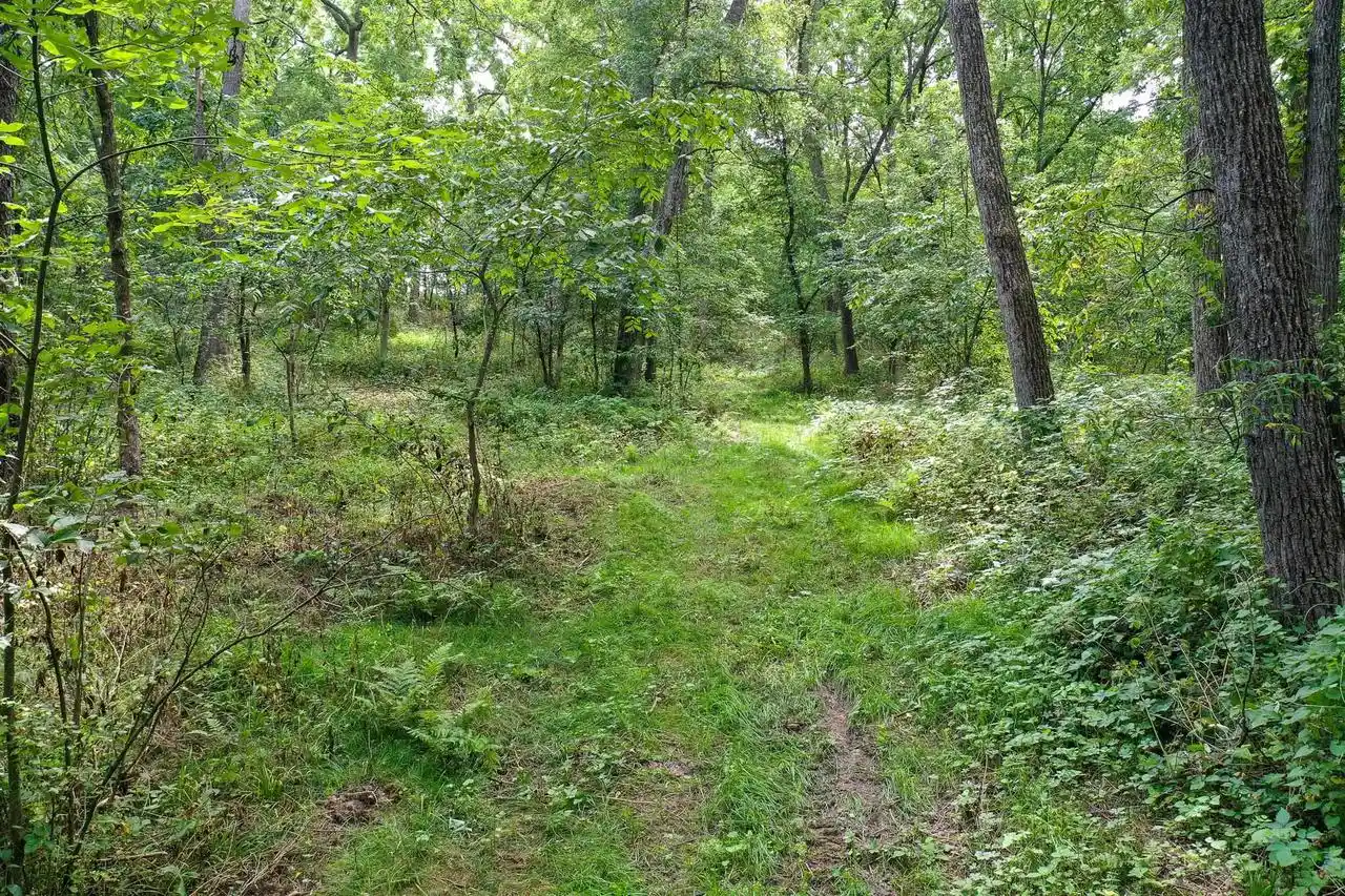 22nd image of 1147 Acres County Road Jg, Mount Horeb, WI 53572 | MLS# 2024694