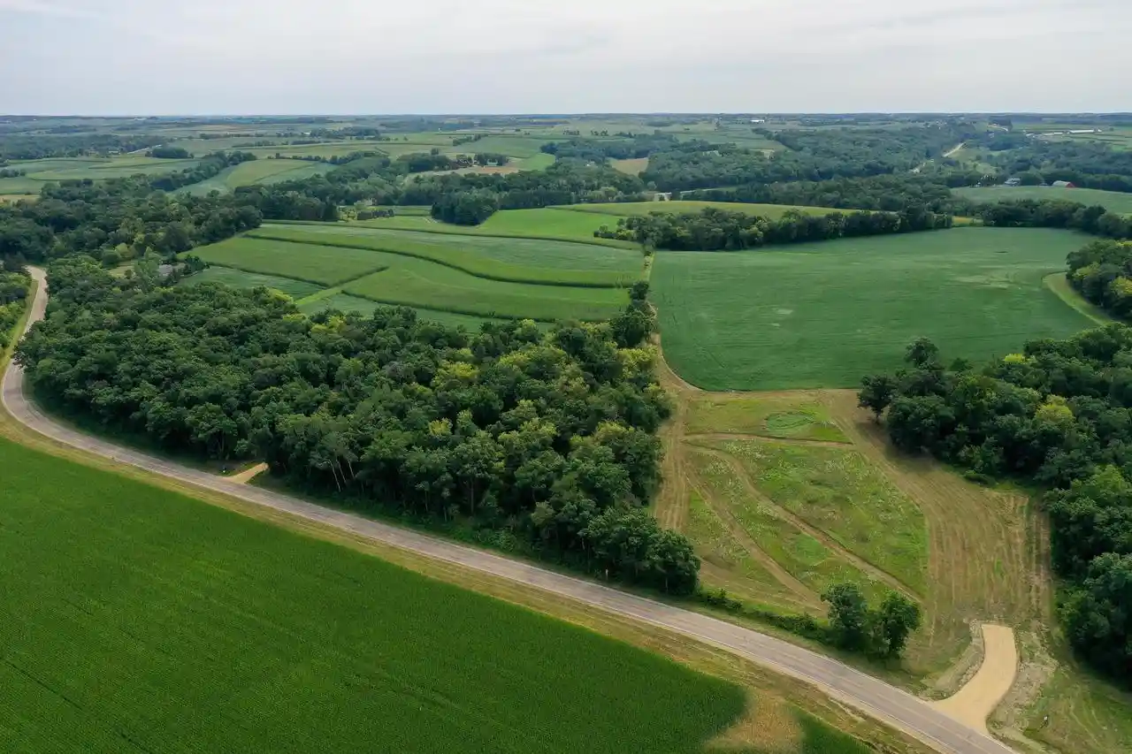 3rd image of 356 Acres County Road Jg, Mount Horeb, WI 53572 | MLS# 2024696