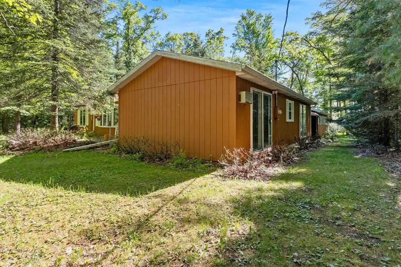 Homes for sale in Cecil, WI | N6814 Springbrook Road Road, Cecil, WI 54111 | MLS# 50326539
