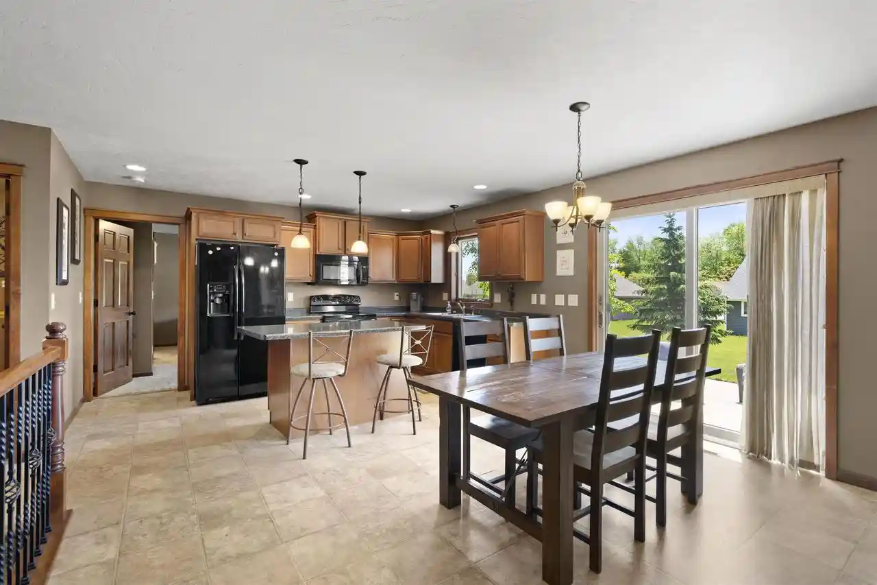 Homes for sale in Greenville, WI | W7133 Englewood Dr Dr, Greenville, WI 54942 | MLS# 50326541