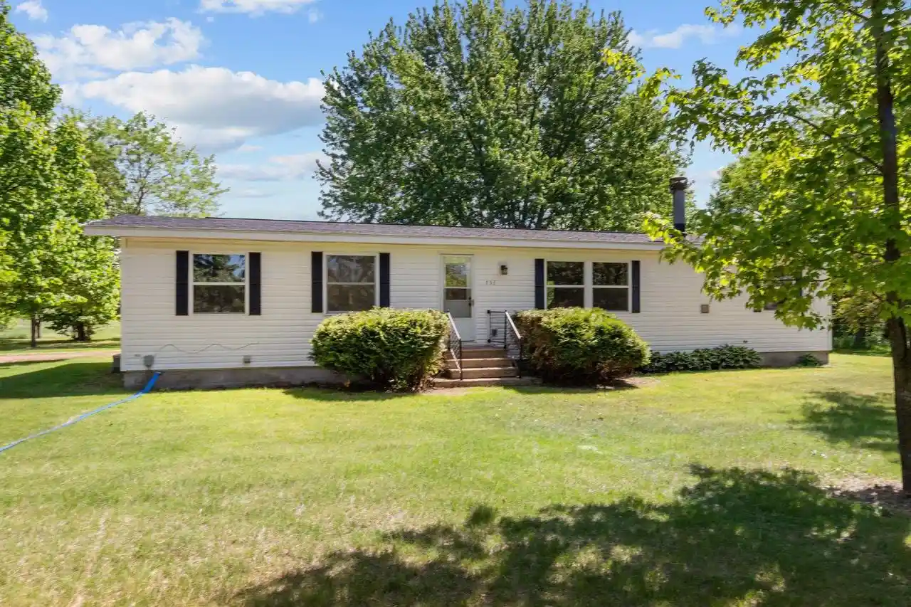 1st image of 5753 Shady Dr Dr, Plover, WI 54467 | MLS# 50326548