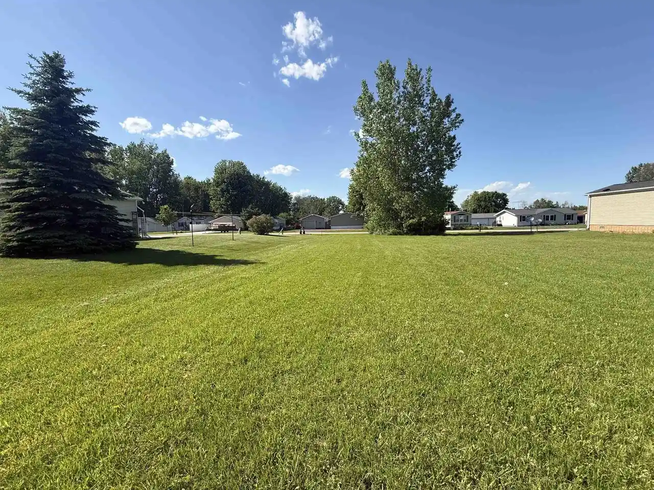 Homes for sale in Cecil, WI | Tomahawk Lane Lane, Cecil, WI 54111 | MLS# 50326544