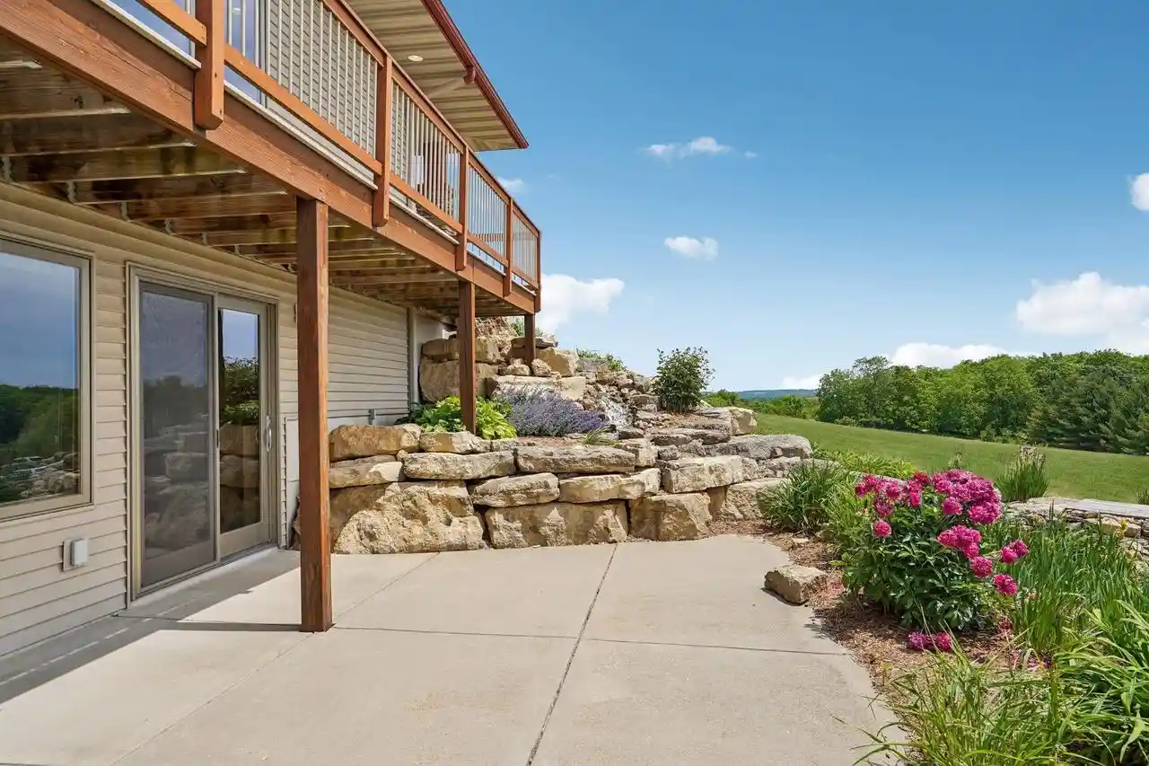 Homes for sale in New Glarus, WI | N7977 Dahlk Road Road, New Glarus, WI 53574 | MLS# 2024708