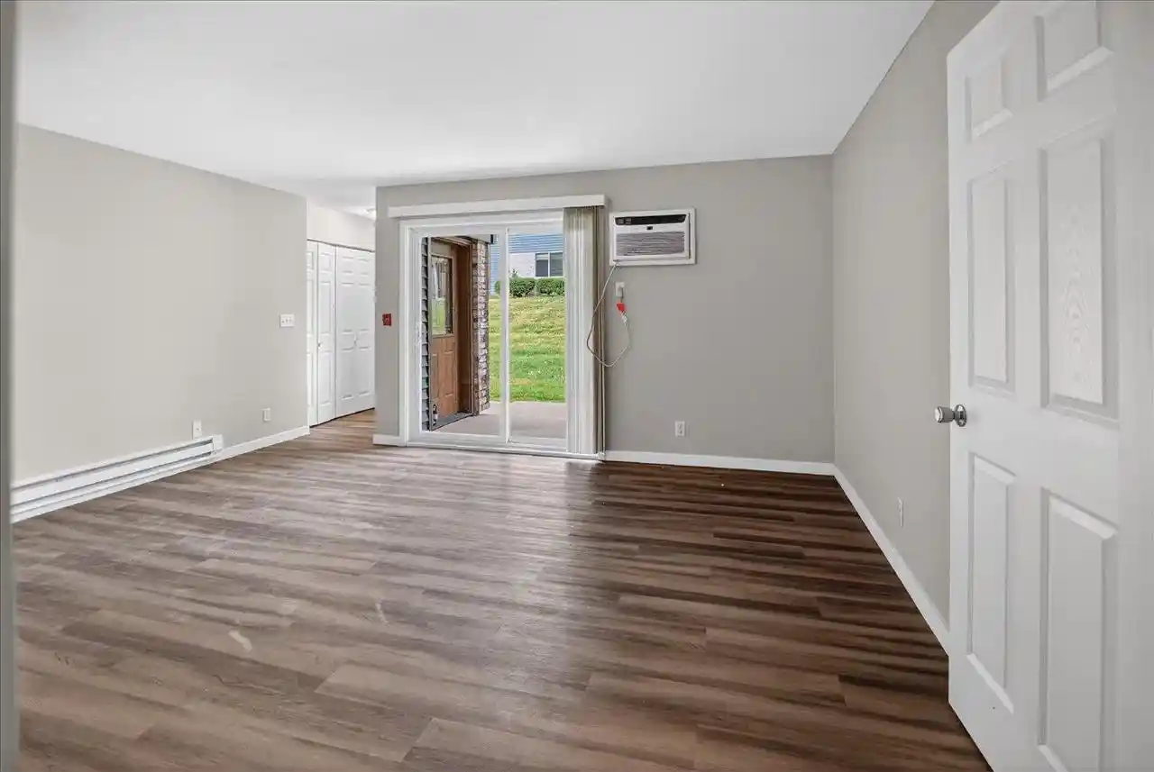 image of 503 Whispering Pines Wy Wy, Fitchburg, WI 53713