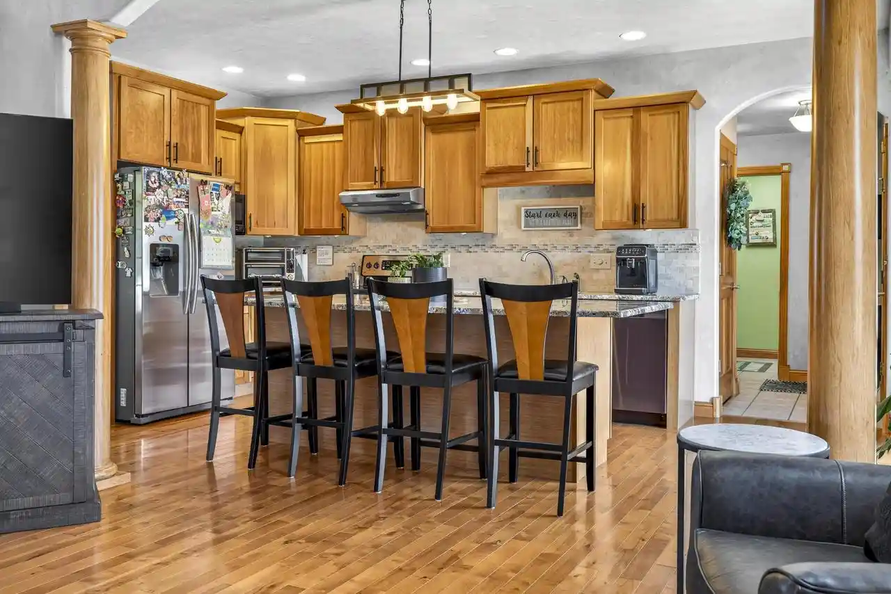 Homes for sale in Neenah, WI | 1795 Gateway Meadows Lane Lane, Neenah, WI 54956 | MLS# 50326566