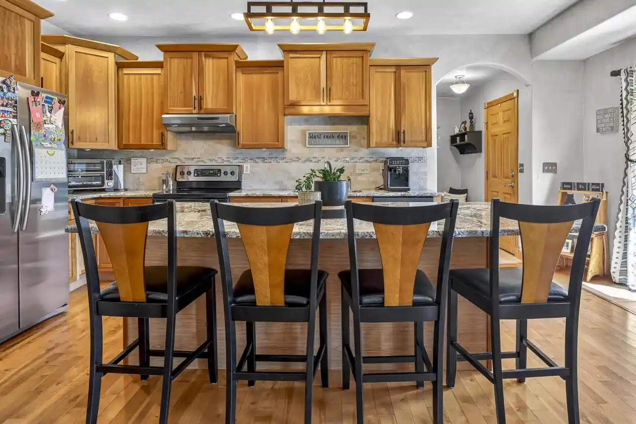 Homes for sale in Neenah, WI | 1795 Gateway Meadows Lane Lane, Neenah, WI 54956 | MLS# 50326566