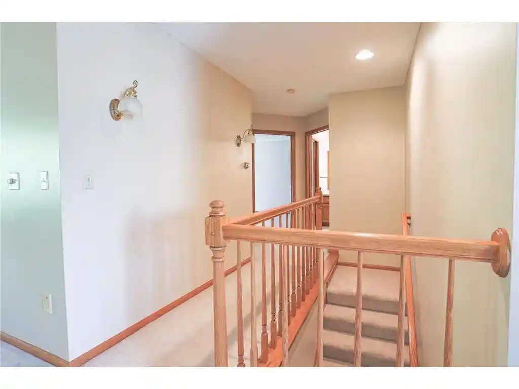 Homes for sale in River Falls, WI | 1825 Golf View Dr Dr, River Falls, WI 54022 | MLS# 7084342