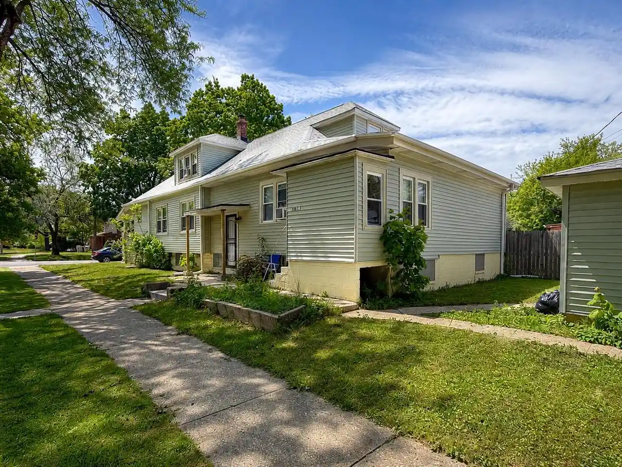 Homes for sale in Milwaukee, WI | 6302 W Medford Ave Ave, Milwaukee, WI 53218