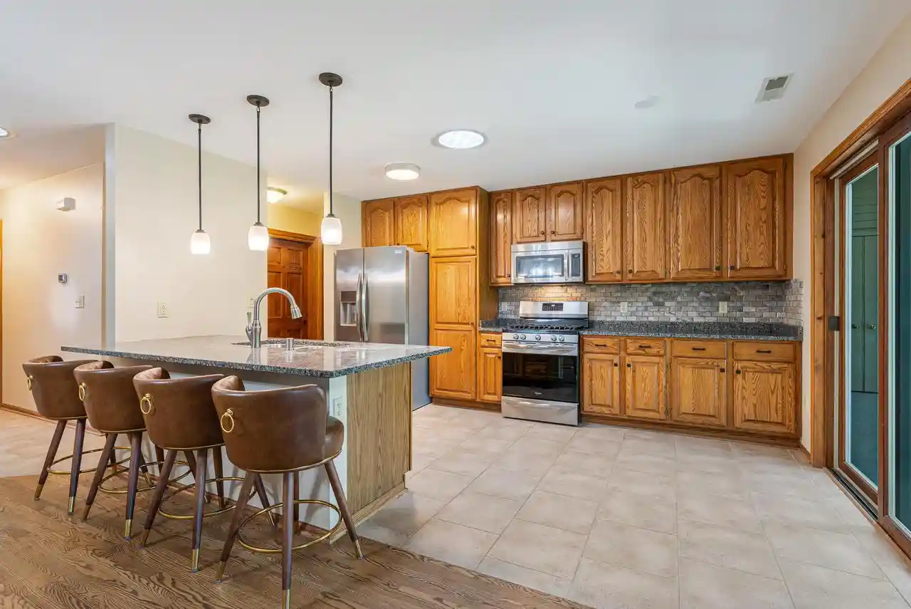 Homes for sale in Mequon, WI | 11014 Mequon Square Dr Dr, Mequon, WI 53092 | MLS# 1965143