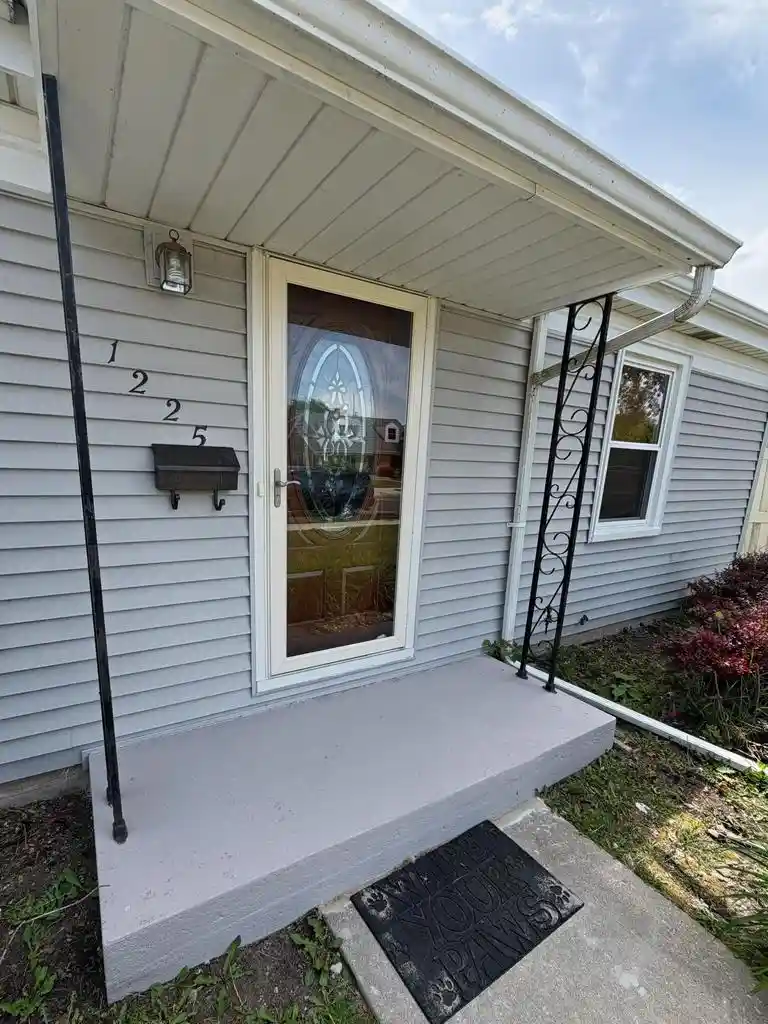 Homes for sale in Racine, WI | 1225 Lombard Avenue Avenue, Racine, WI 53402 | MLS# 1965148