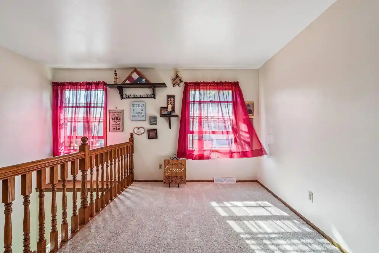 Homes for sale in Fredonia, WI | 205 Fox Glen Road Road, Fredonia, WI 53021 | MLS# 1965149