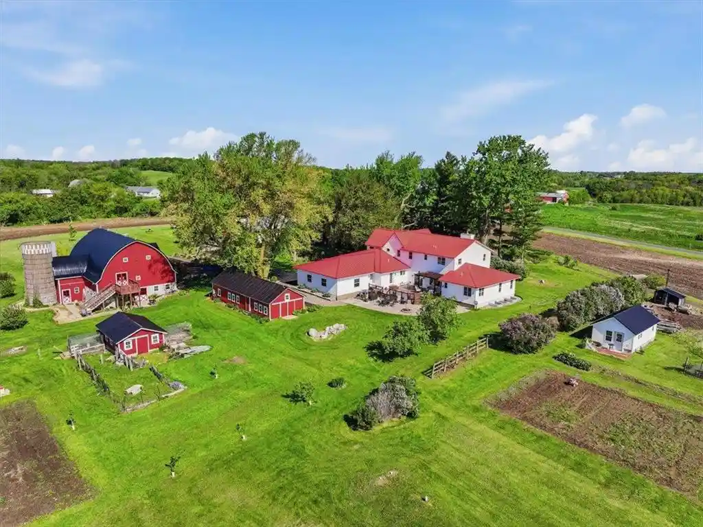 Homes for sale in Ellsworth, WI | W6373 570th Avenue Avenue, Ellsworth, WI 54011 | MLS# 7072199
