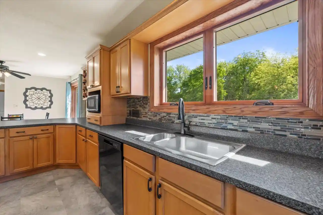 Homes for sale in Franklin, WI | 9574 S Fairway Circle Circle, Franklin, WI 53132 | MLS# 1965171