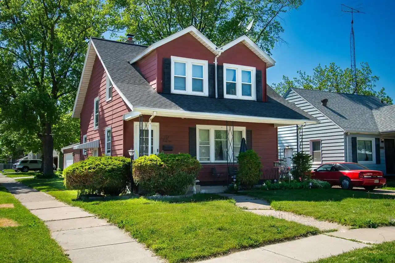 Homes for sale in Kenosha, WI | 6234 34th Avenue Avenue, Kenosha, WI 53142 | MLS# 1965177