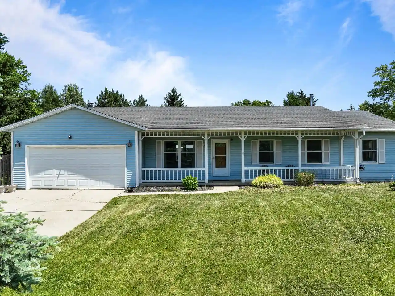 Homes for sale in Twin Lakes, WI | 11705 334th Avenue Avenue, Twin Lakes, WI 53181 | MLS# 1965176