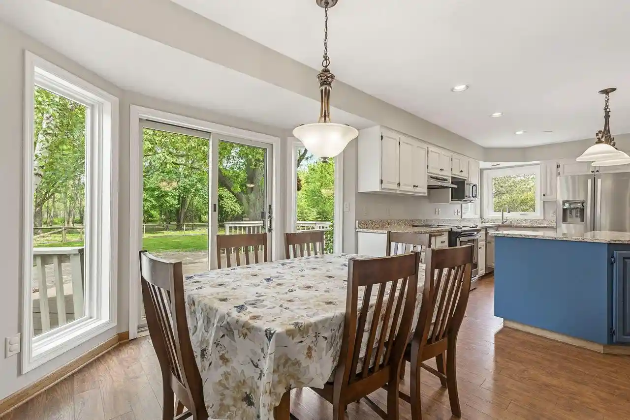 2nd image of 112 N Meadowside Court Court, Oconomowoc, WI 53066 | MLS# 1965179