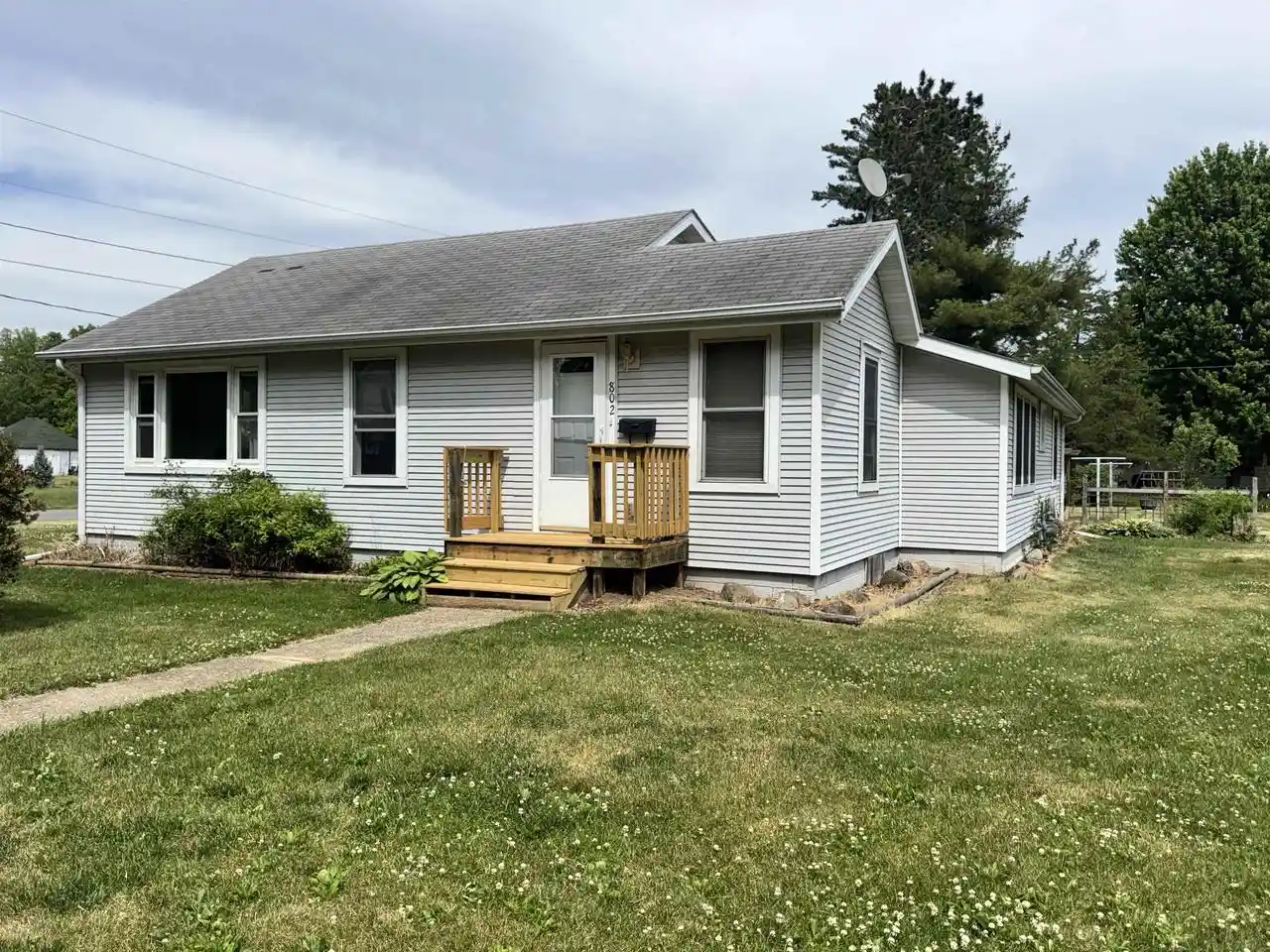 Homes for sale in Brodhead, WI | 802 E 7th Avenue Avenue, Brodhead, WI 53520 | MLS# 2024753