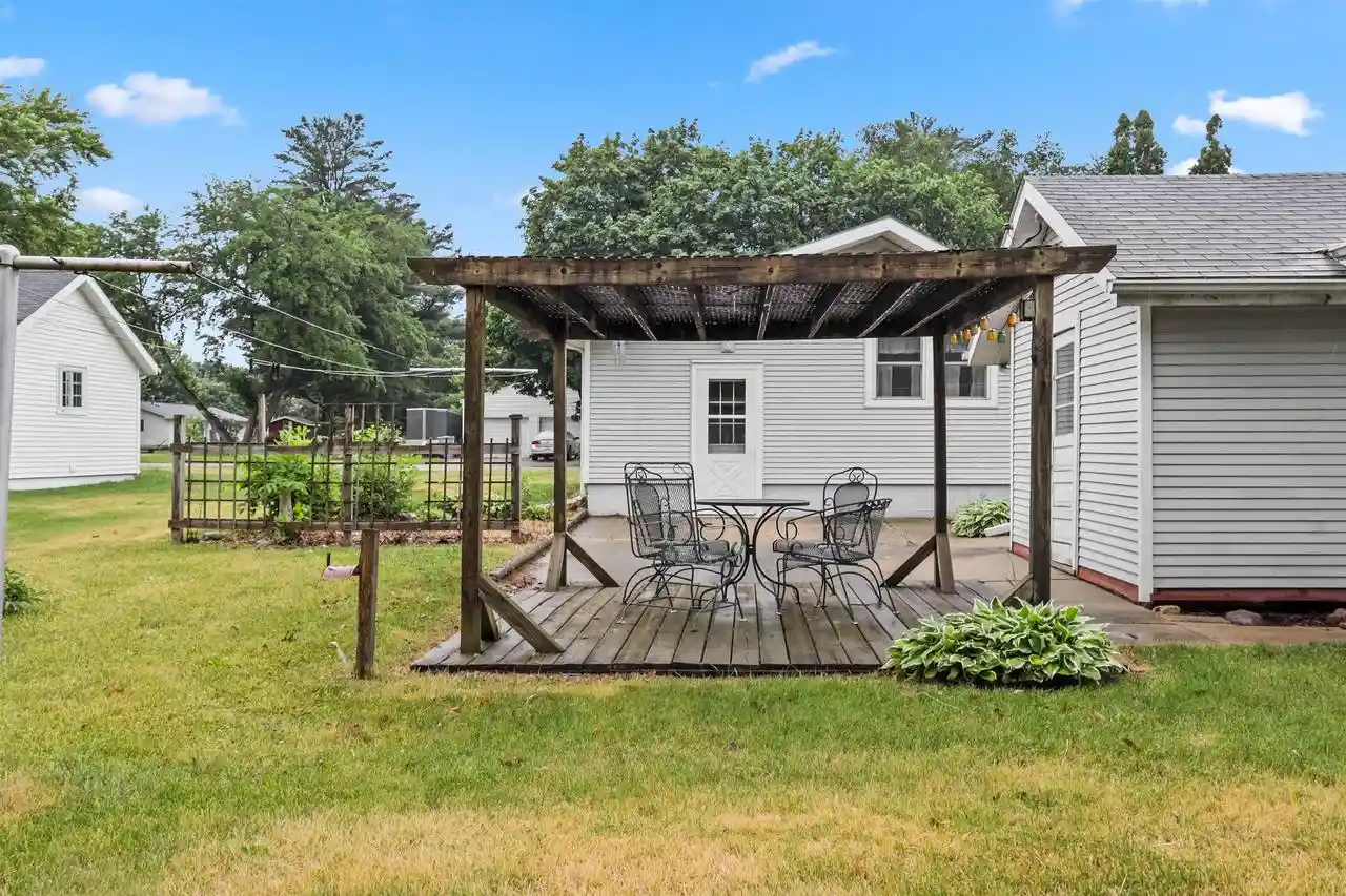 Homes for sale in Brodhead, WI | 802 E 7Th Avenue Avenue, Brodhead, WI 53520 | MLS# 2024753