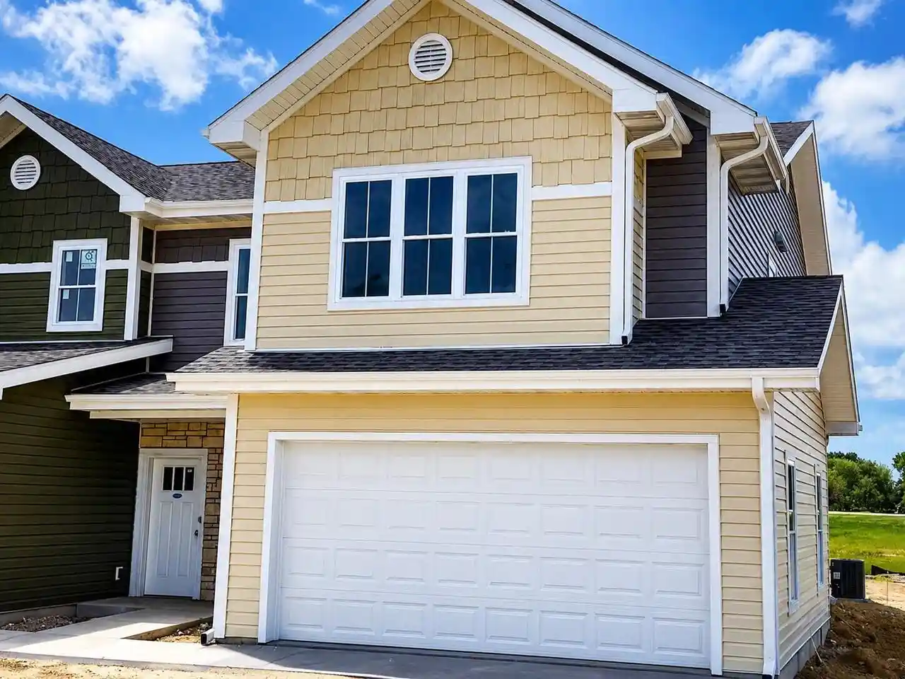 1st image of 220 Settlers Dr Dr, Jefferson, WI 53549 | MLS# 1965205