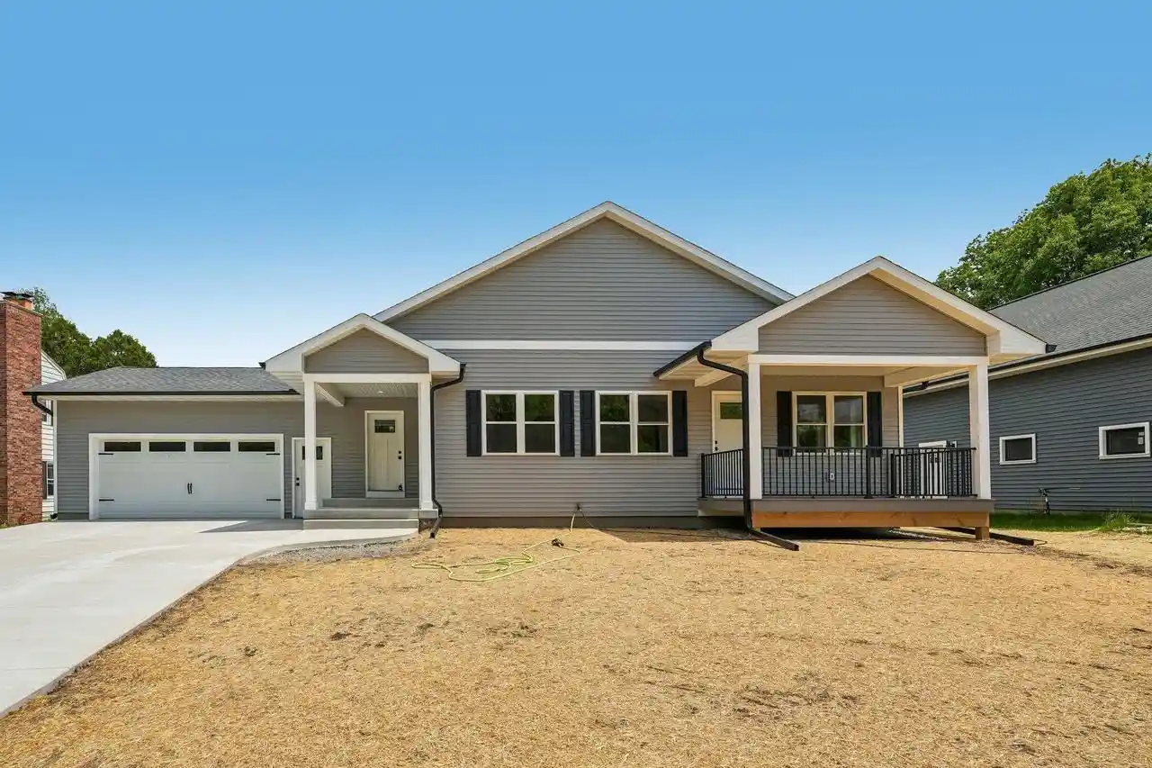 Homes for sale in Watertown, WI | 313 Front Street Street, Watertown, WI 53094 | MLS# 1965234