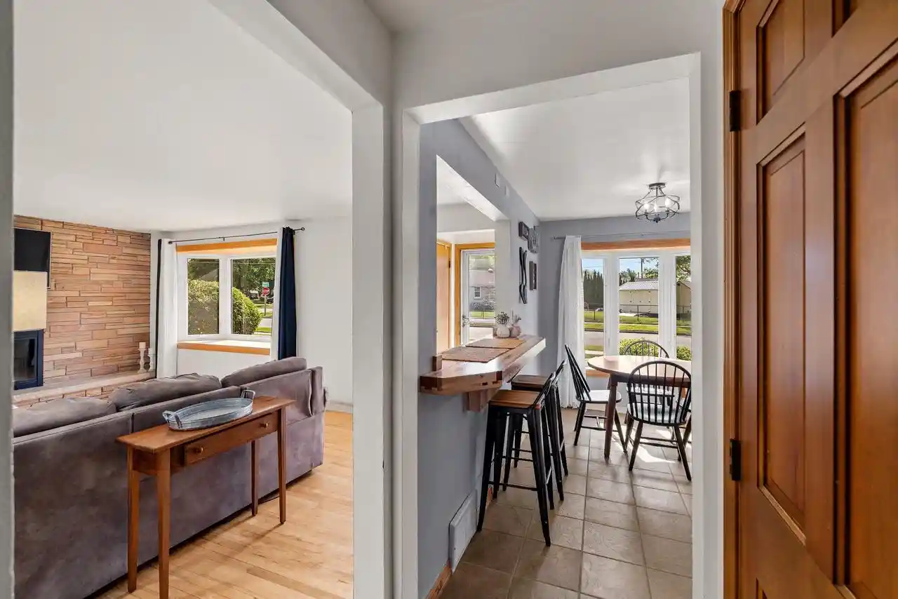Homes for sale in De Pere, WI | 906 Bluebird Street Street, De Pere, WI 54115 | MLS# 50326606