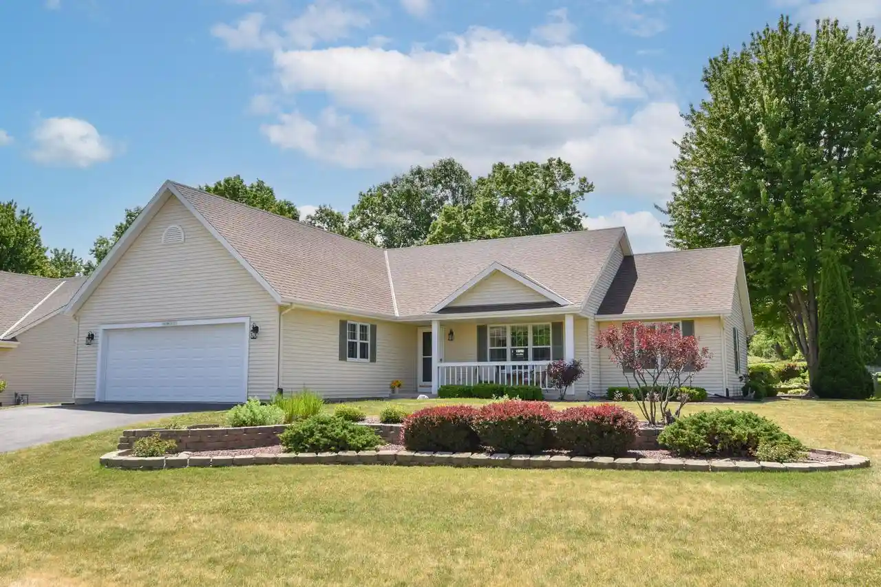 1st image of N65w15321 Blue Heron Dr Dr, Menomonee Falls, WI 53051 | MLS# 1965253