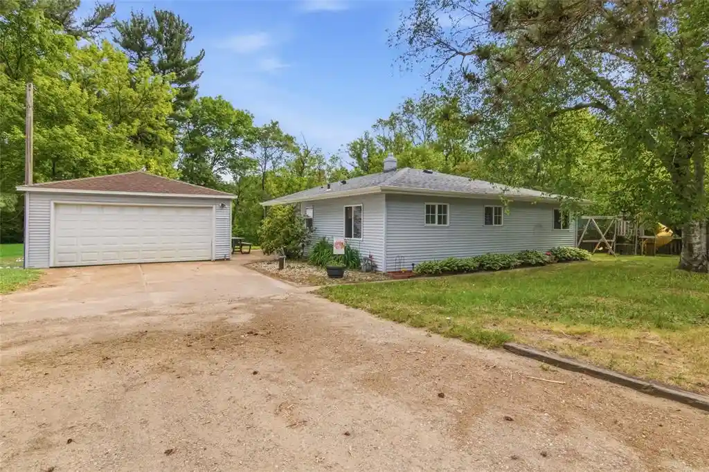 Homes for sale in Eau Claire, WI | 3206 Rosewood Lane Lane, Eau Claire, WI 54703 | MLS# 1601726