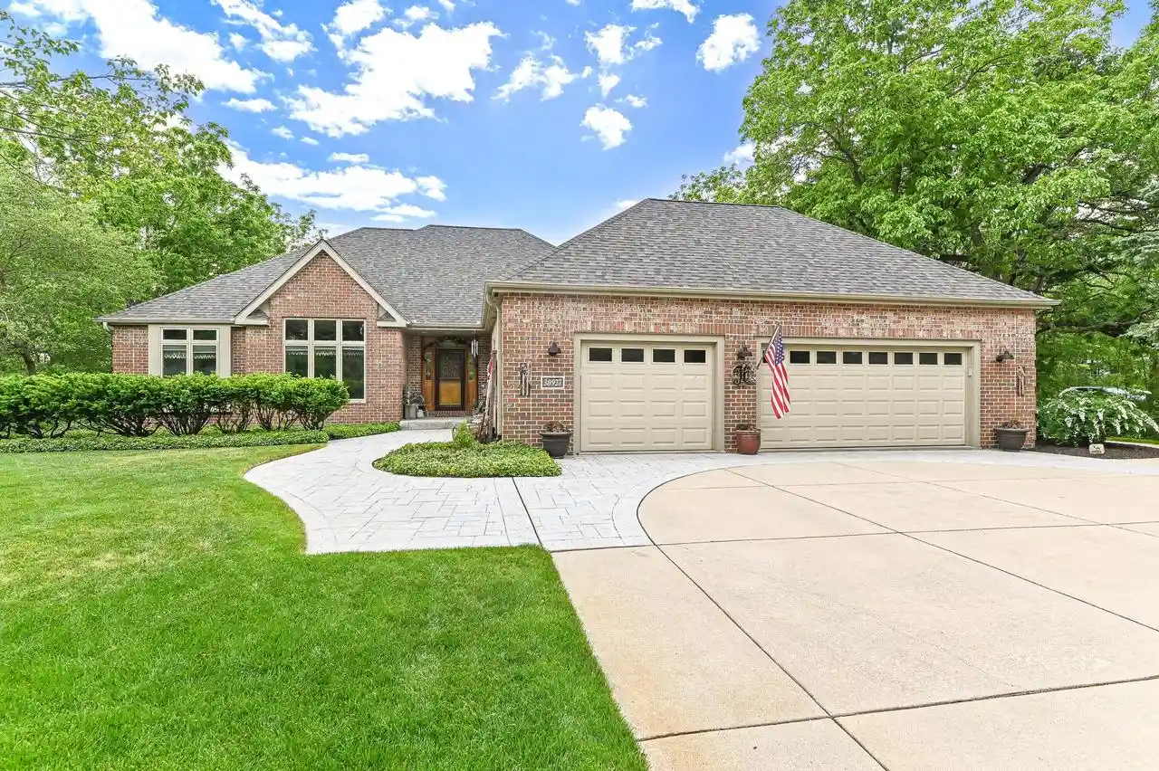 Homes for sale in Waterford, WI | 30927 Lawn Dr Dr, Waterford, WI 53185 | MLS# 1965266