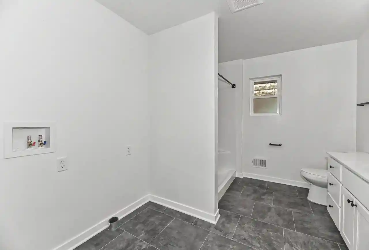 4th image of 3625 E Somers Avenue Avenue, Cudahy, WI 53110 | MLS# 1965272
