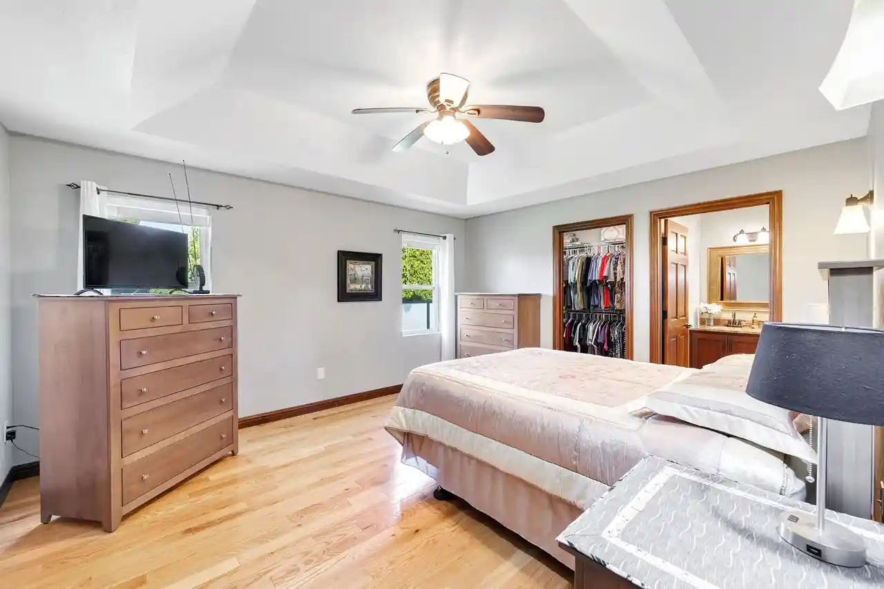 Photo 3 of Single family home for sale at 4233 Gaibrielles Gate Dr Dr, Green Bay, WI 54313 | MLS# 50326617 | Listing updated on 2026-09-07