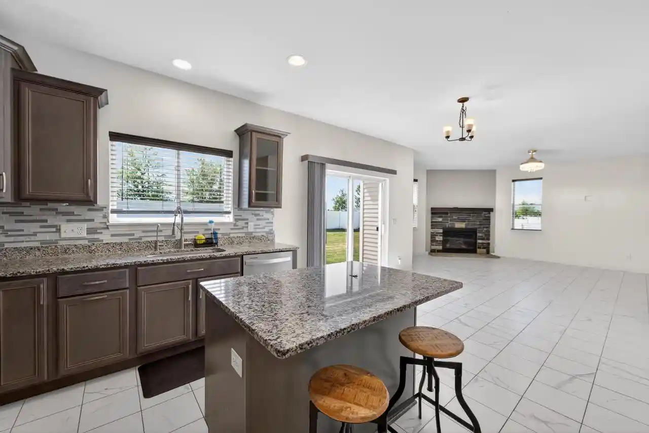 2nd image of 148 Caraway Pl Pl, Sun Prairie, WI 53590 | MLS# 2024810