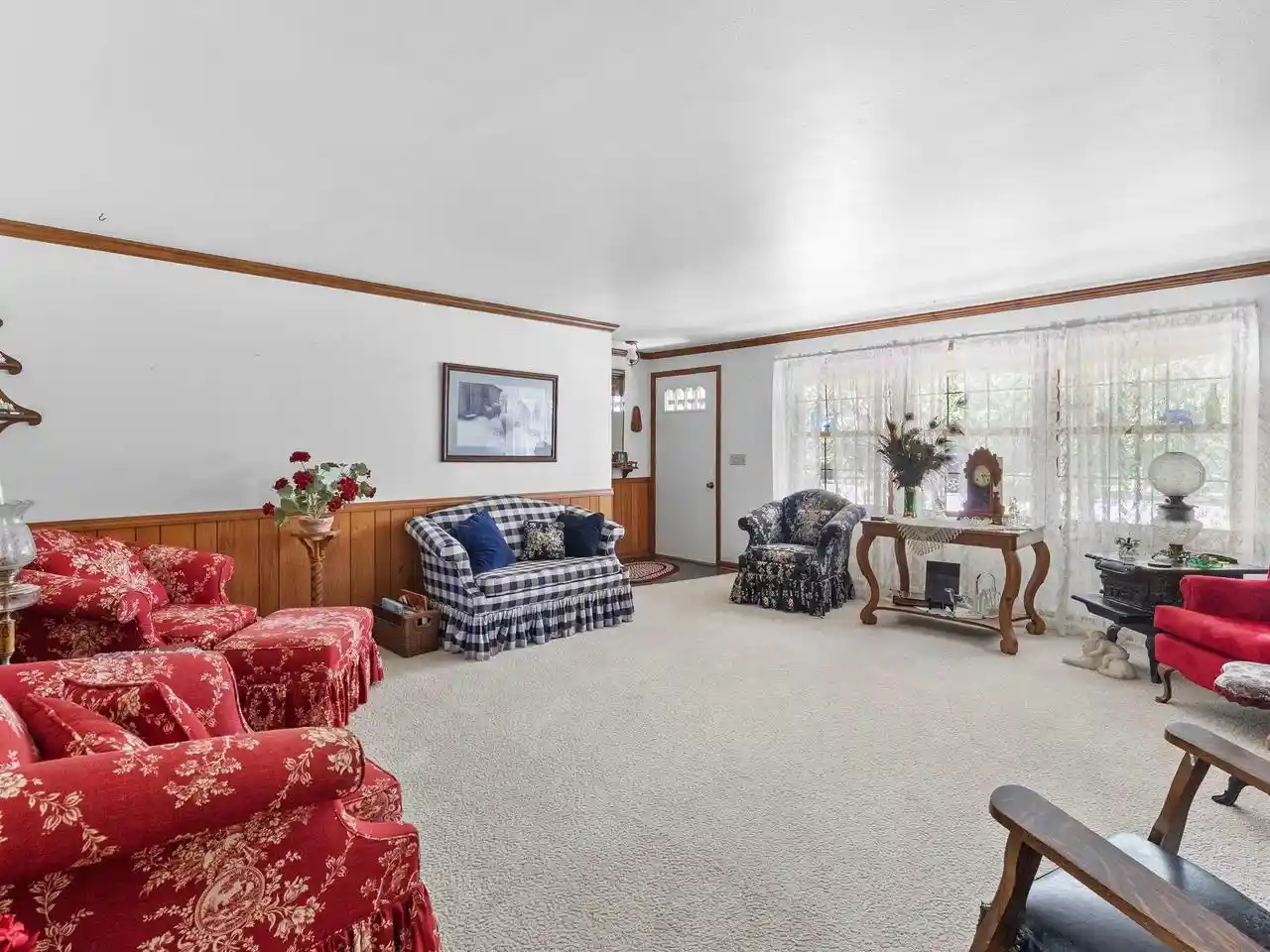 Homes for sale in Sturgeon Bay, WI | 430 W Redwood Pl Pl, Sturgeon Bay, WI 54235 | MLS# 50326614